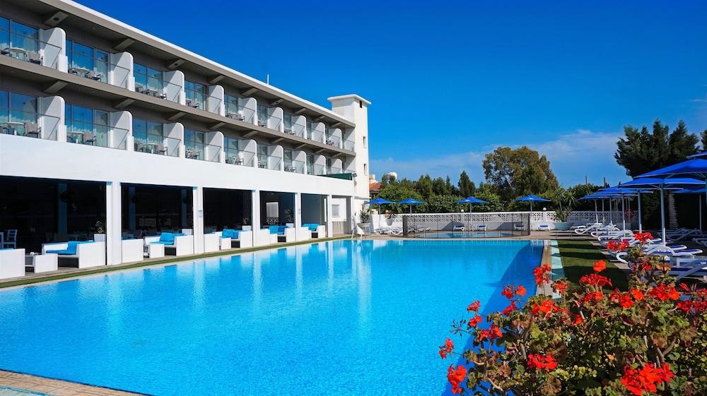Otel Sveltos 3*